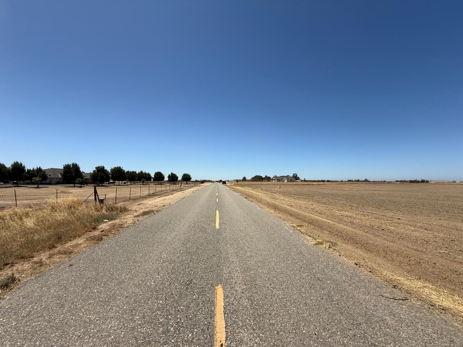 1 Steward Road Madera, CA 93638 - Photo 8 of 29 a view of an ocean and beach