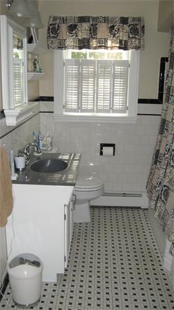 58 Edgewood Road Shrewsbury, MA 01545 - Photo 14 of 23 Gallery Image 14