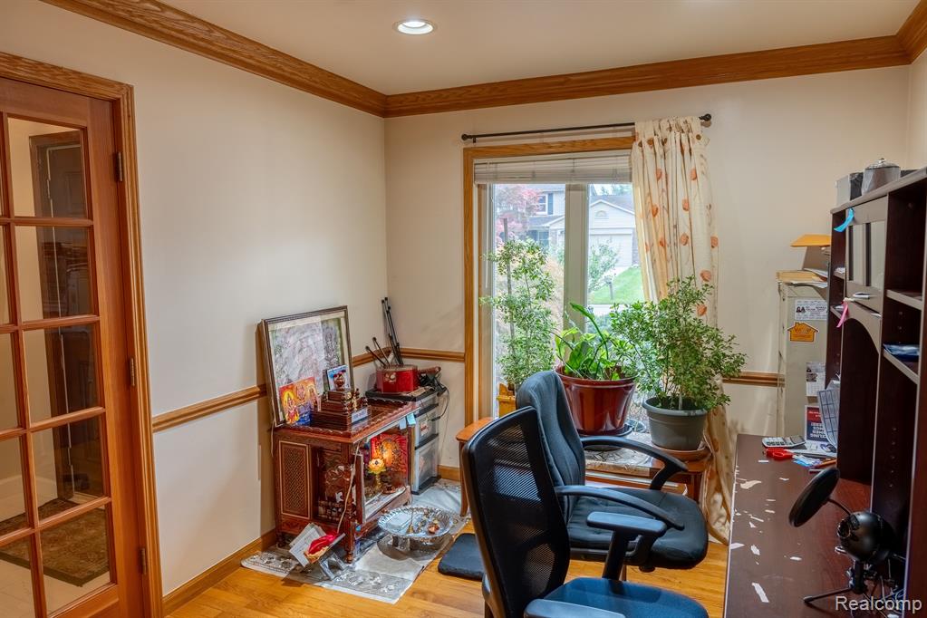 286 Union Drive Rochester Hills, MI 48307 - Photo 10 of 35