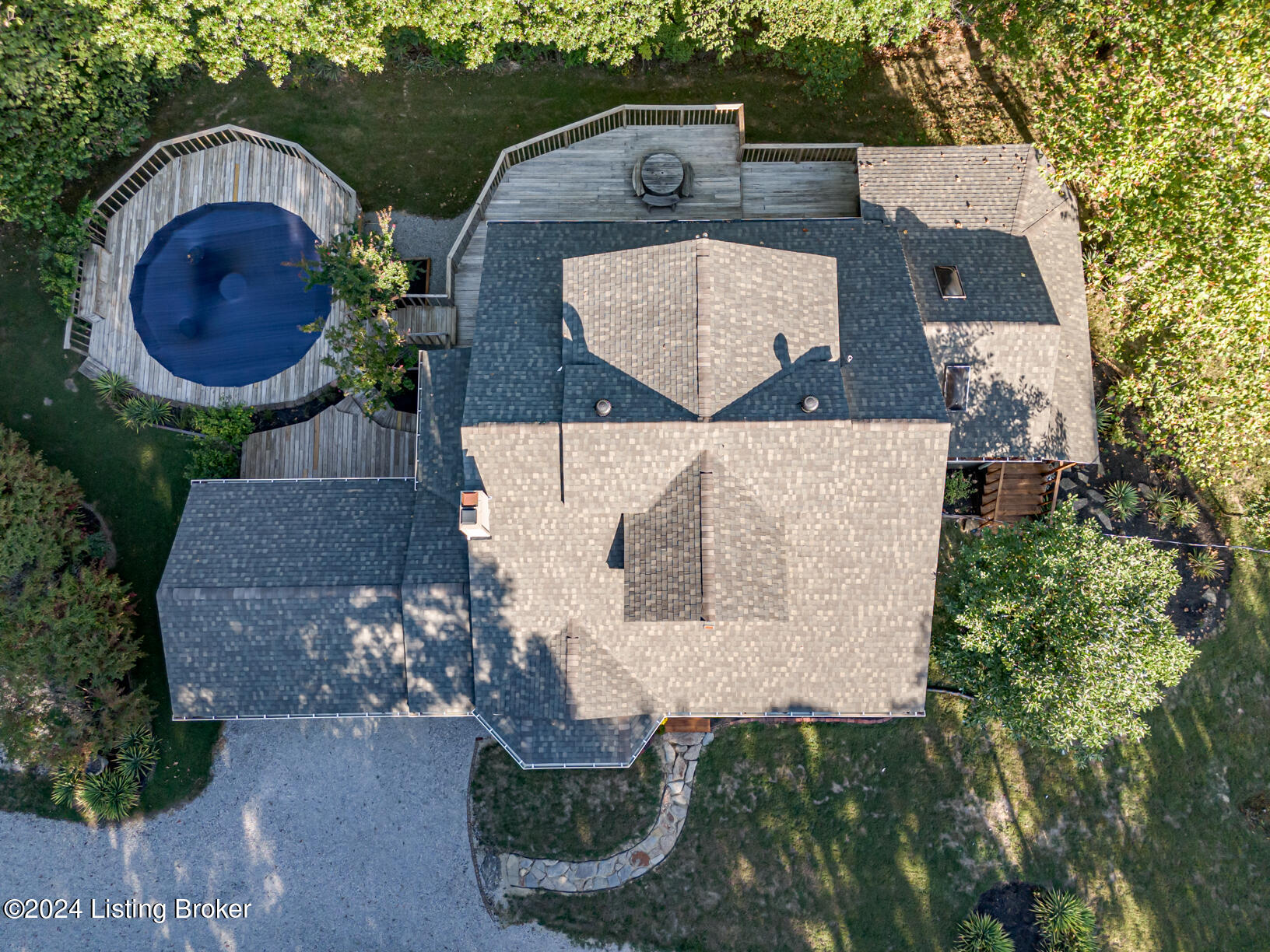 1102 Clay Burgin Road Lawrenceburg, KY 40342 - Photo 75 of 97 DJI_20240920173336_0179_D