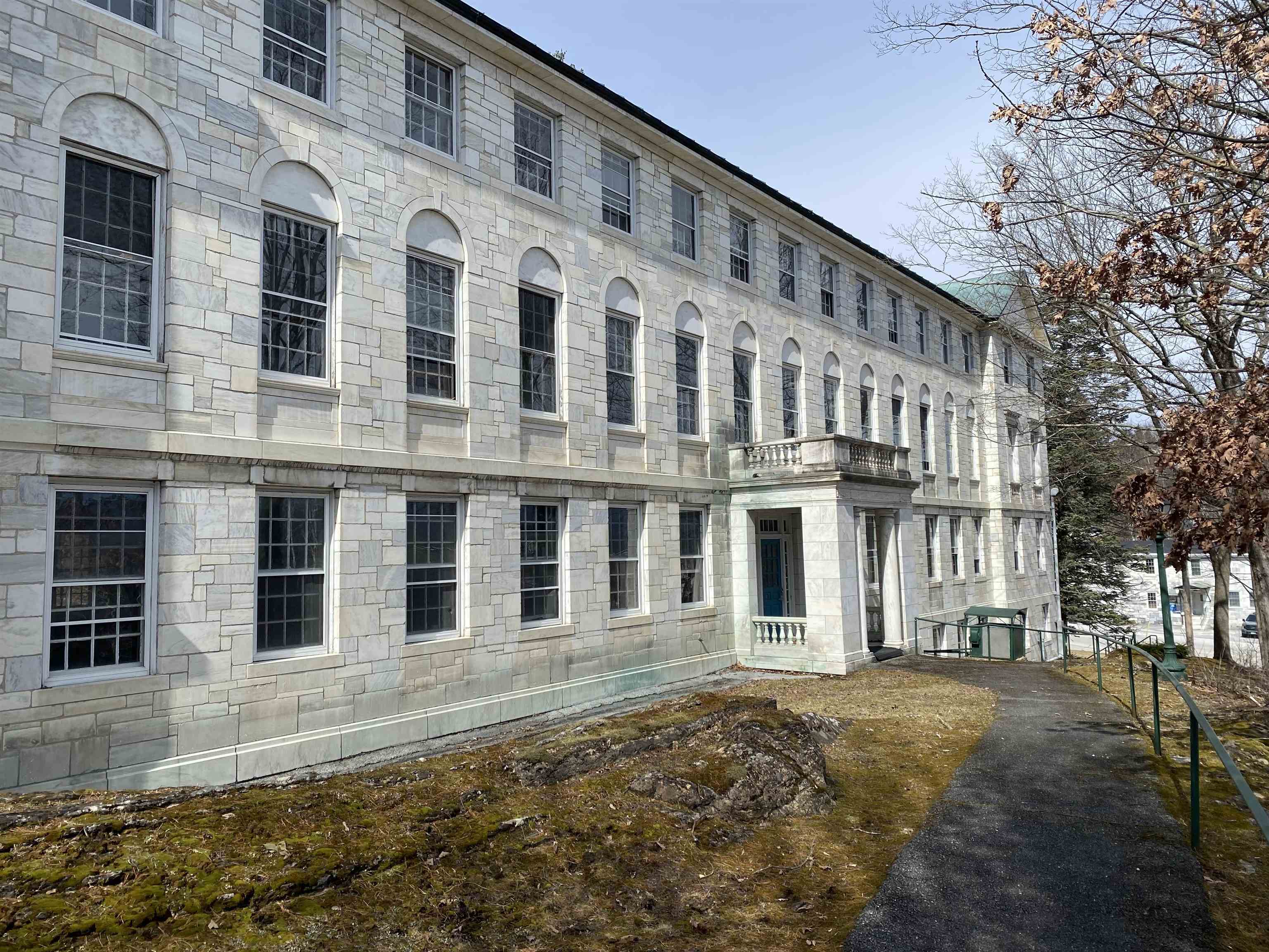 61 Main Street Proctor, VT 05765 - Photo 5 of 10