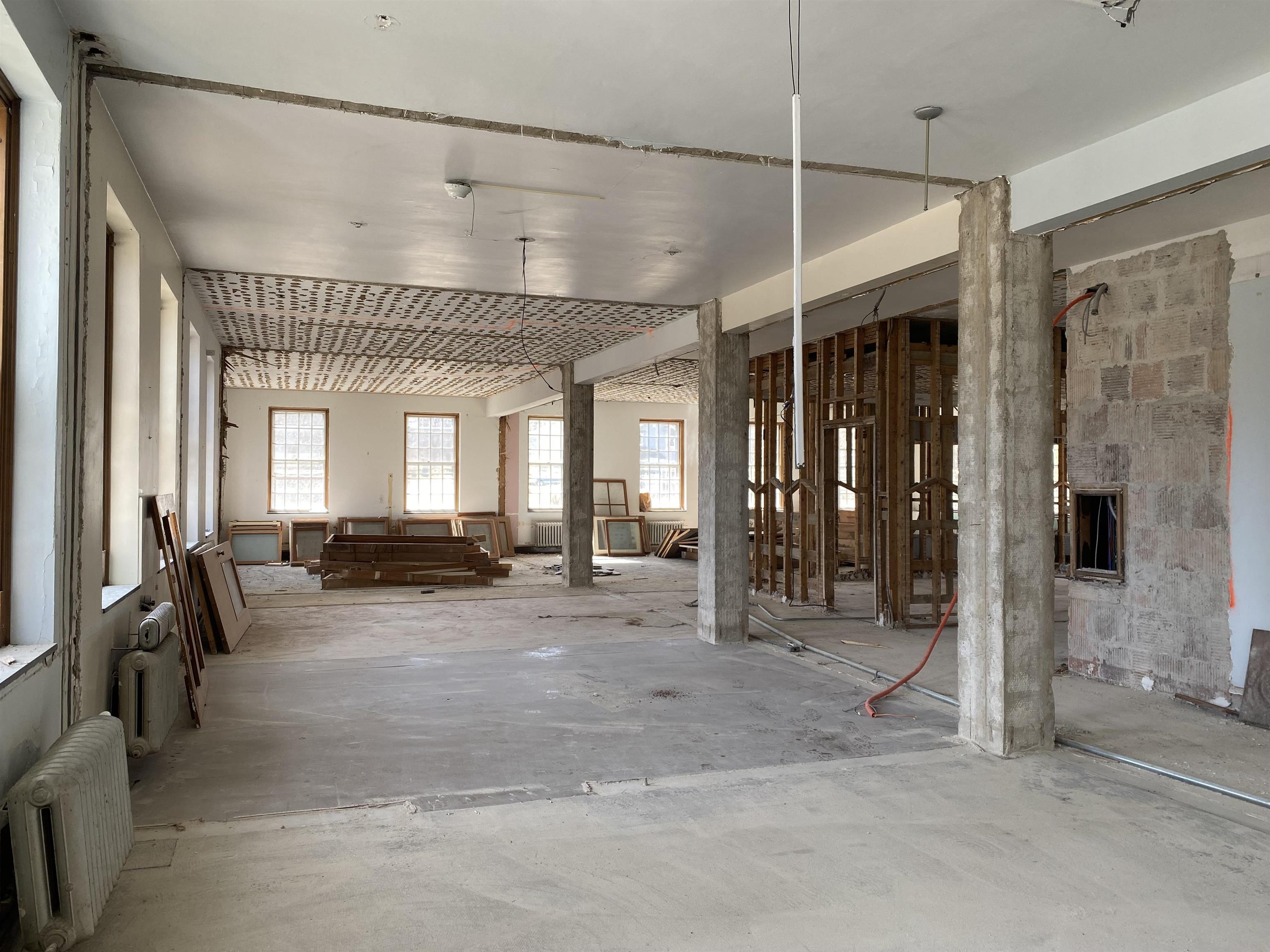 61 Main Street Proctor, VT 05765 - Photo 8 of 10