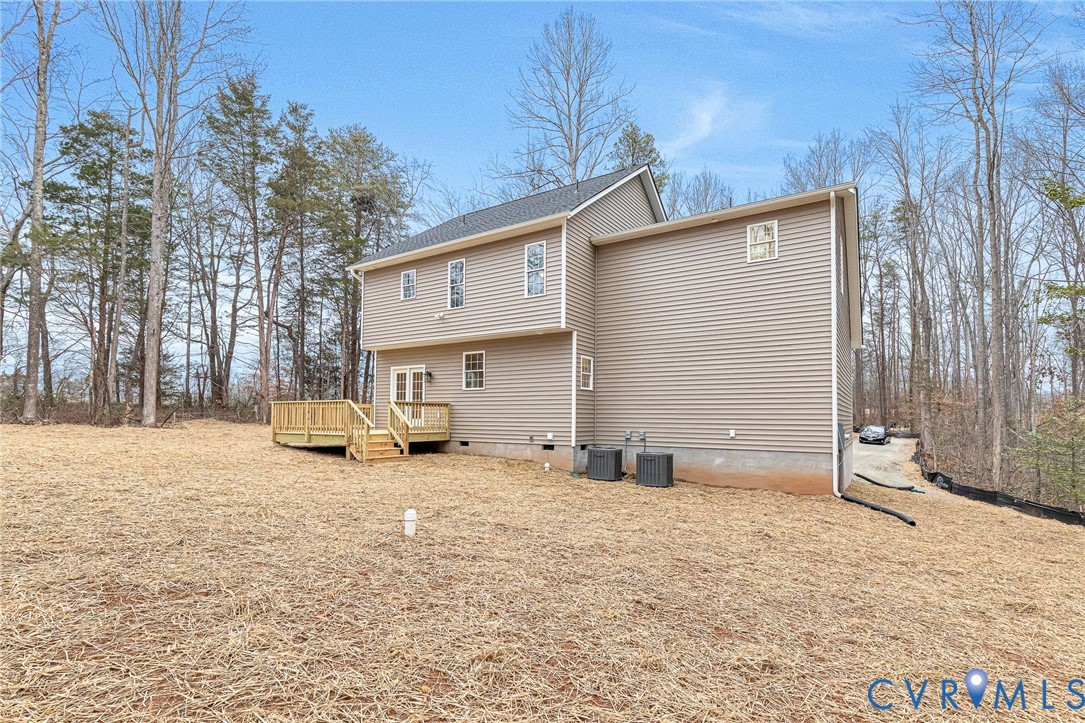 4715 Shannon Hill Road Columbia, VA 23038 - Photo 46 of 52 a view of a house with a patio