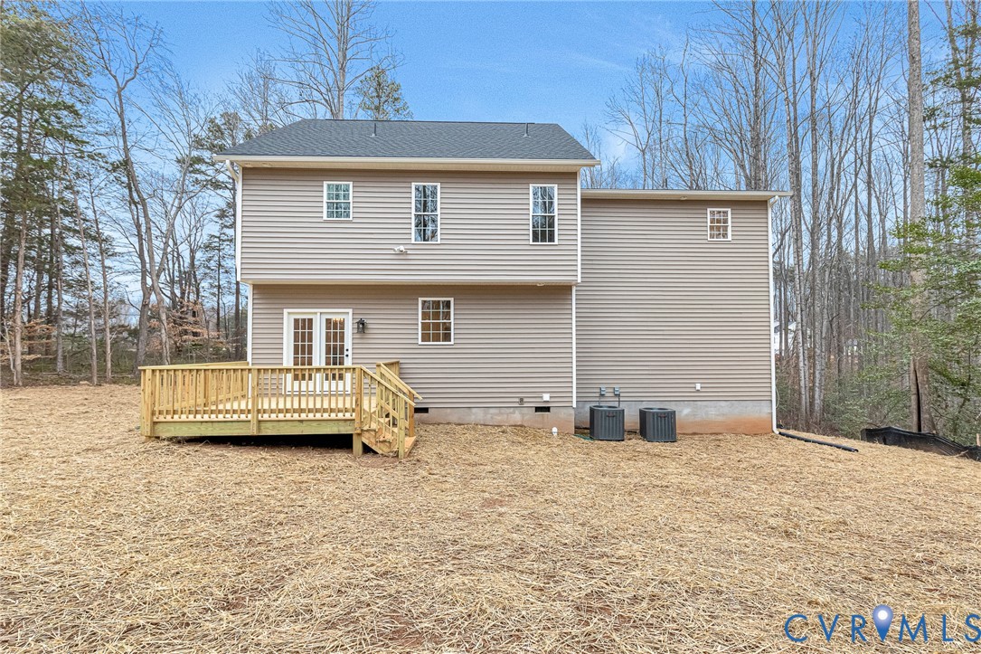 4715 Shannon Hill Road Columbia, VA 23038 - Photo 47 of 52 a front view of a house with a garden