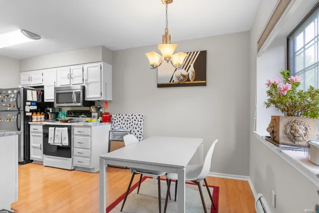 $275,000 | 334 Foxwood Lane, Unit 334, Milford, CT 06461