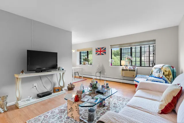 $275,000 | 334 Foxwood Lane, Unit 334, Milford, CT 06461