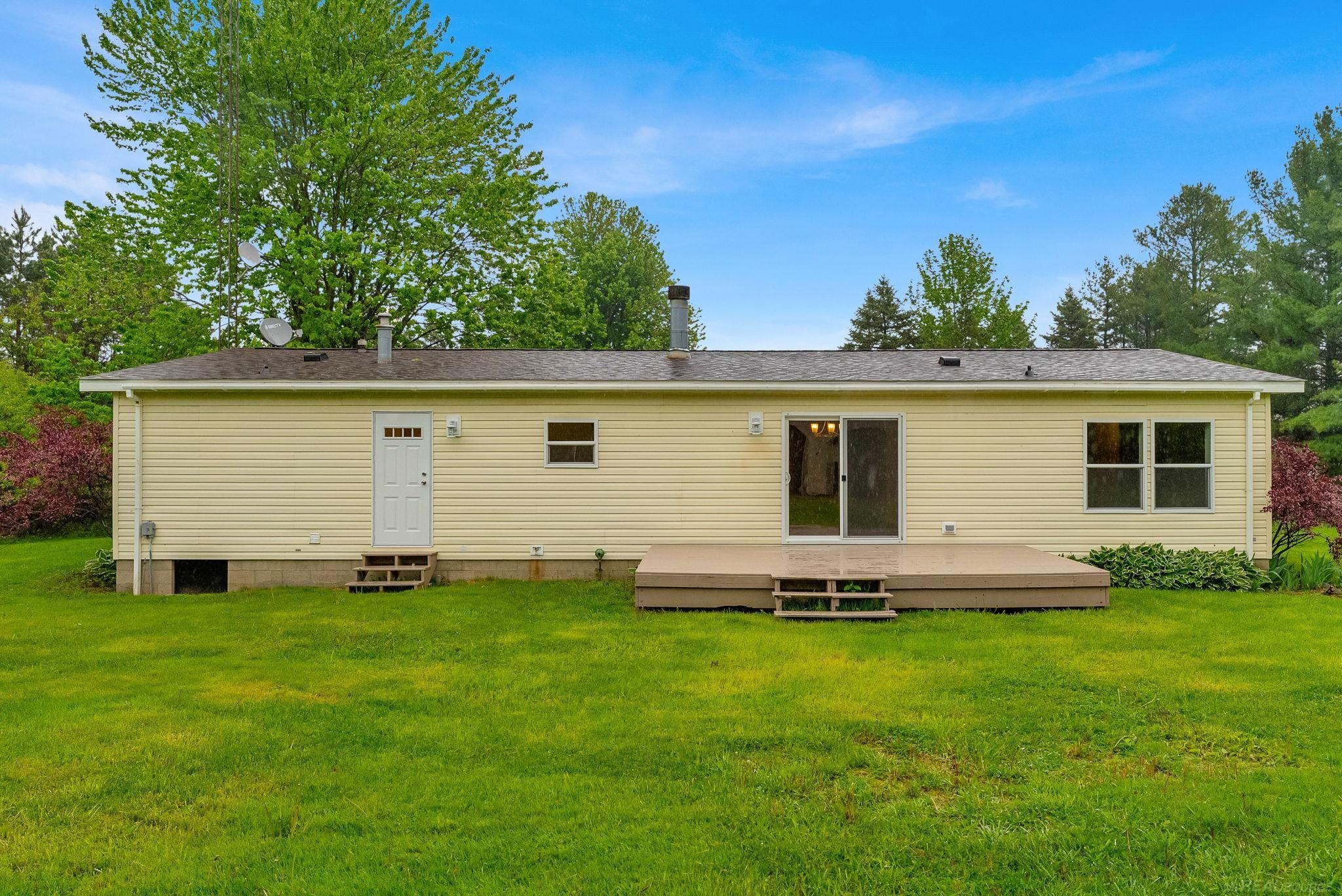 2100 Rowe Road Applegate, MI 48401 - Photo 29 of 46 50175995-cecfd9fa-c538-42db-a127-1d065d6ac35c.JPG