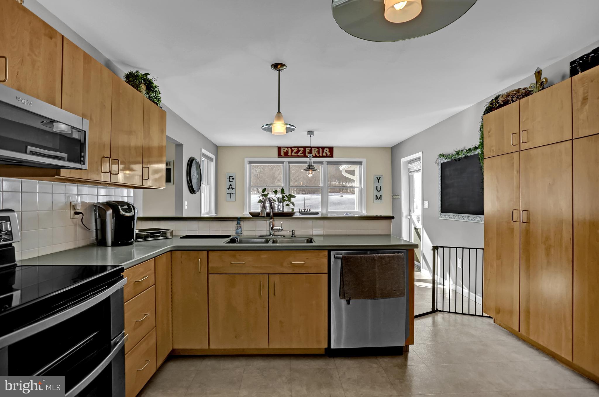 978 Pine Road Carlisle, PA 17015 - Photo 12 of 51 Gallery Image 12