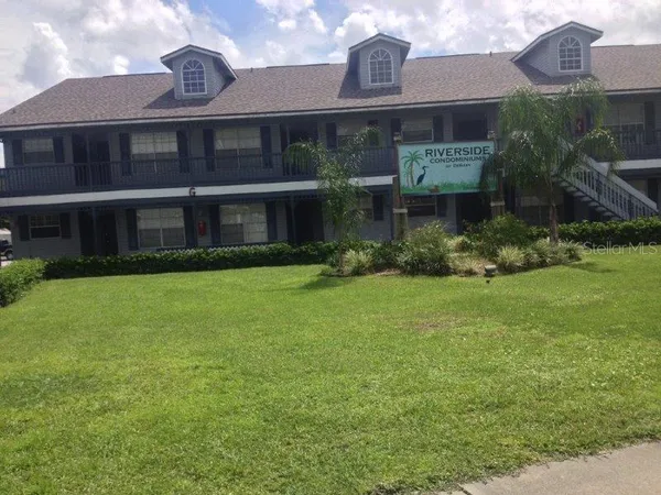 $1,200 | 313 Dirksen Drive, Unit 4, DeBary, FL 32713