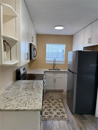 $1,200 | 313 Dirksen Drive, Unit 4, DeBary, FL 32713