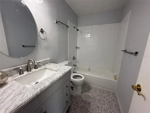 $1,200 | 313 Dirksen Drive, Unit 4, DeBary, FL 32713