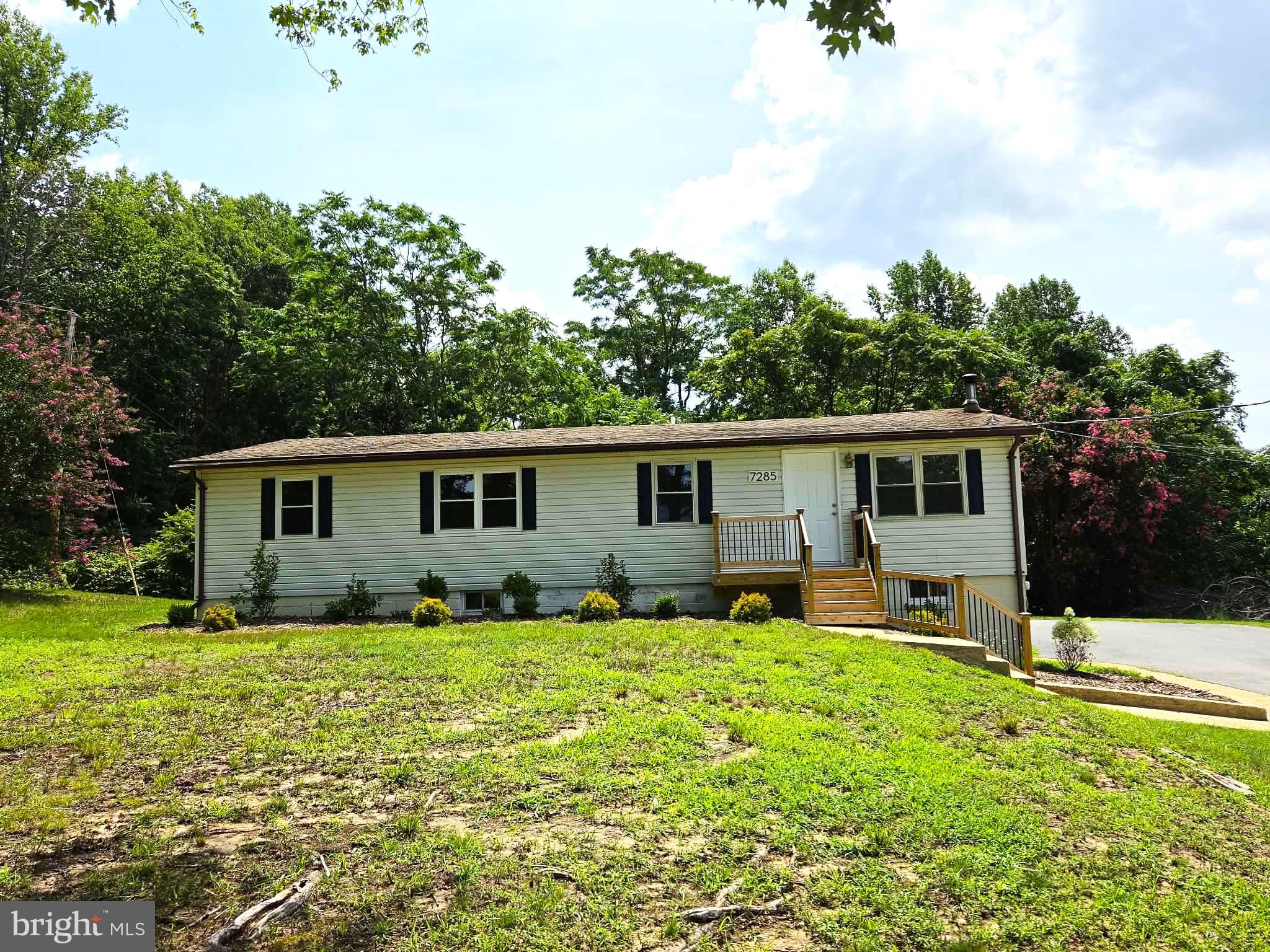 7285 Clyde Jones Road Owings, MD 20736 - Photo 2 of 40 Gallery Image 2