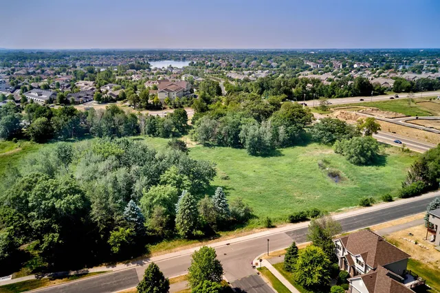 $995,000 | 3101-3151 125th Avenue Northeast, Blaine, MN 55449