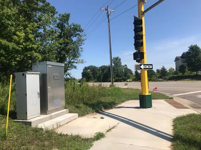 $995,000 | 3101-3151 125th Avenue Northeast, Blaine, MN 55449