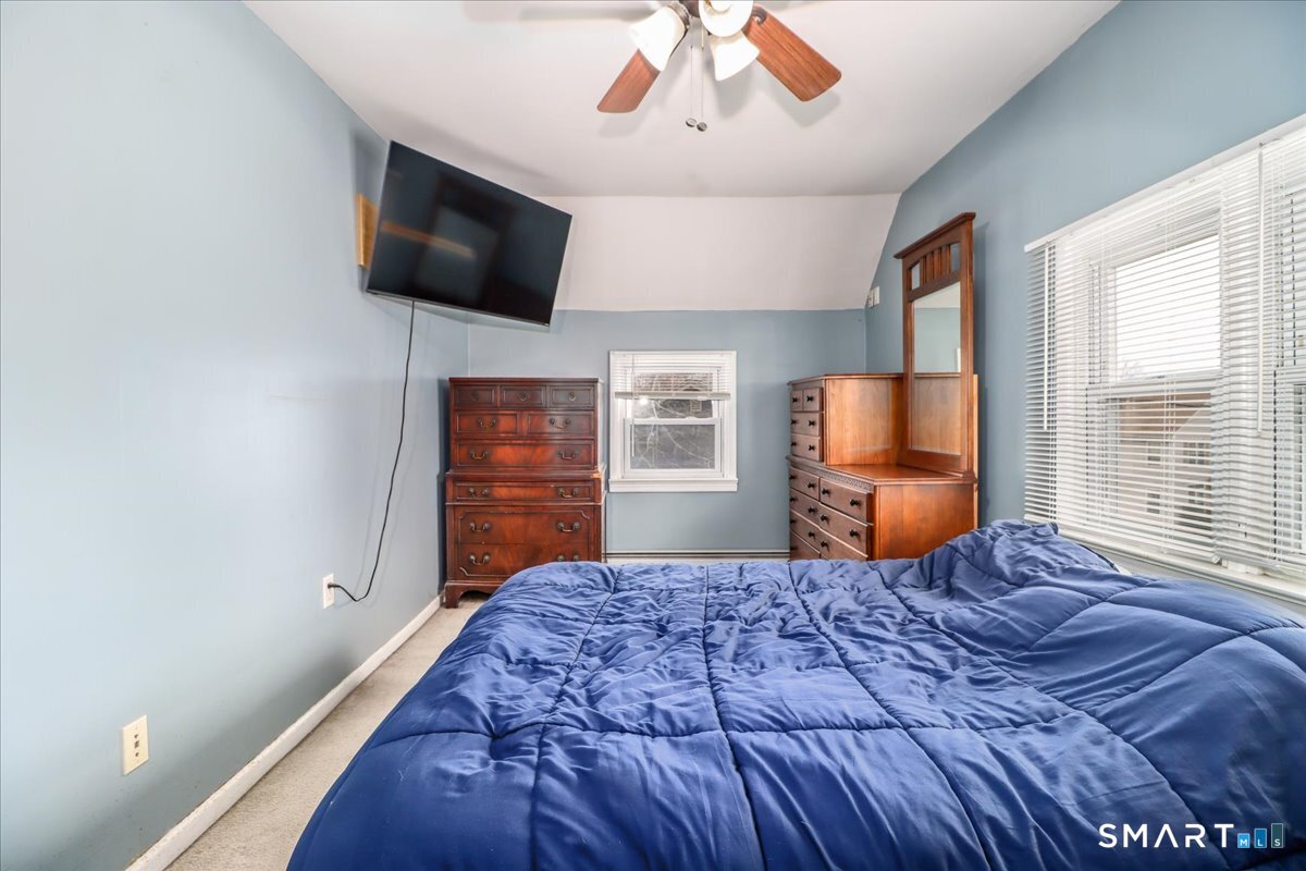 2 Reeds Lane Stratford, CT 06614 - Photo 22 of 34