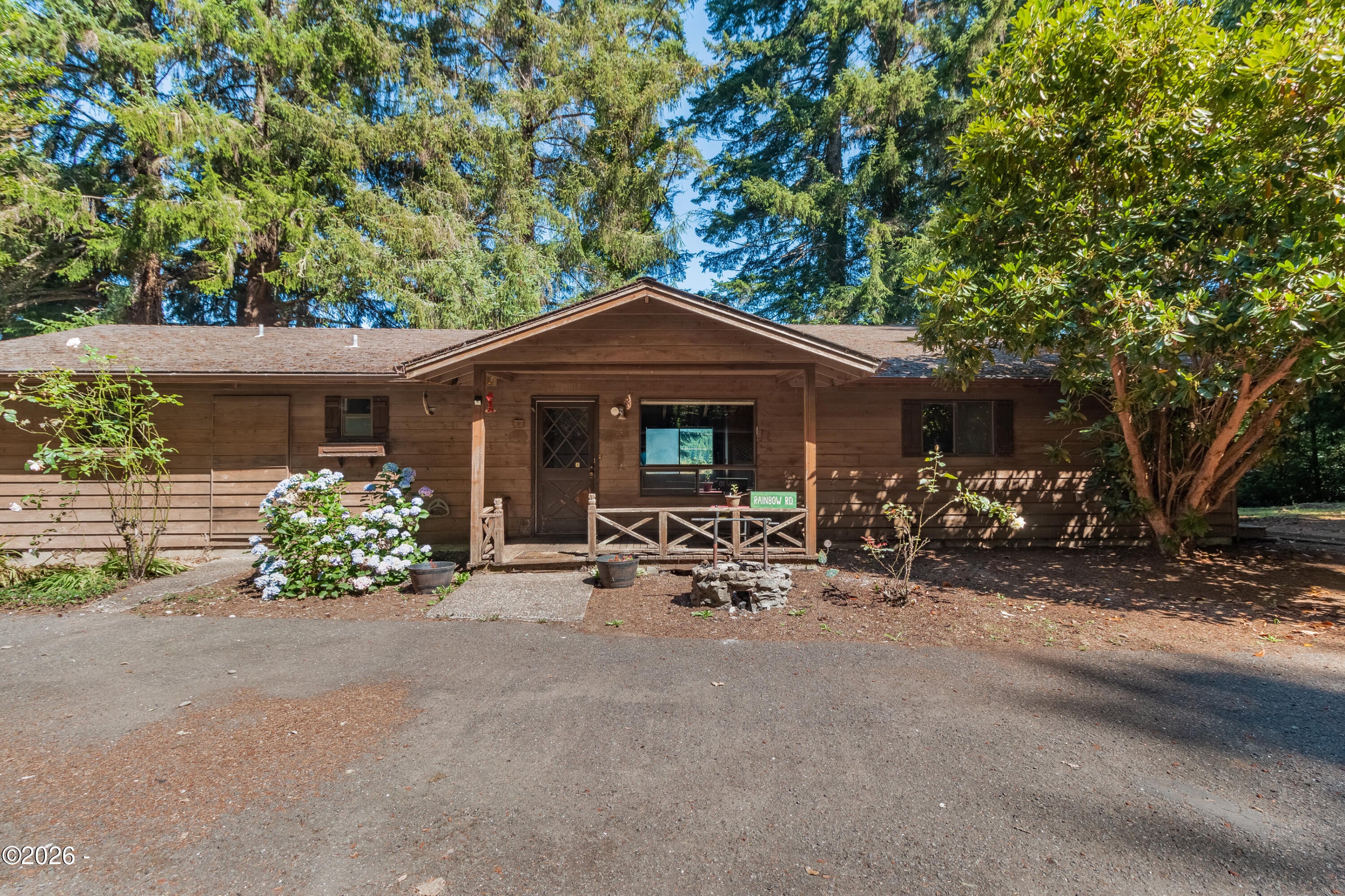 82 East Rainbow Road Waldport, OR 97394 - Photo 2 of 35 Gallery Image 2