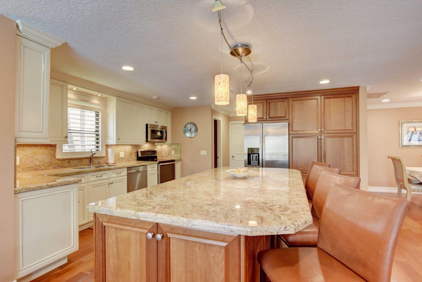 1481 Southwest 21st Lane Boca Raton, FL 33486 - Photo 12 of 43 KITCHEN
