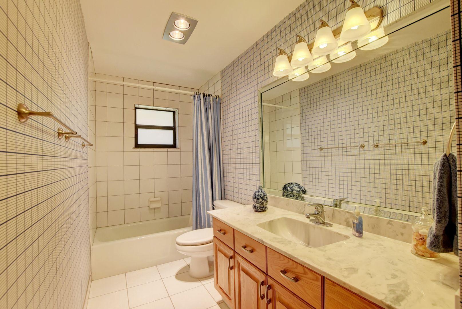 1481 Southwest 21st Lane Boca Raton, FL 33486 - Photo 29 of 43 BATHROOM