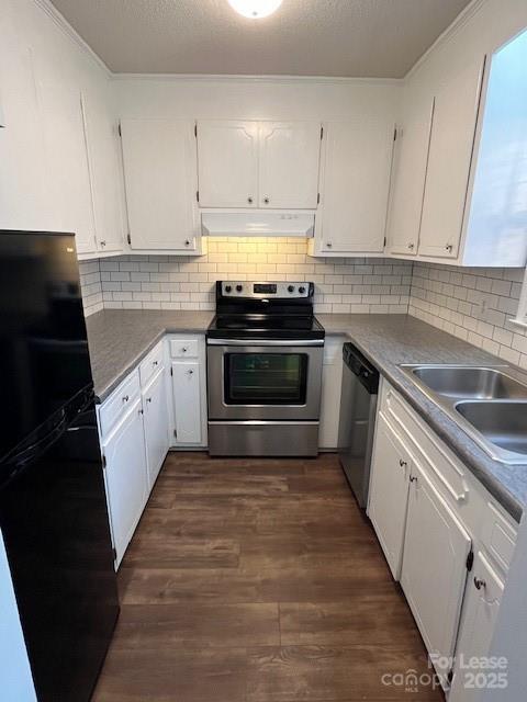 175 17th Street Northwest, Unit G6 Hickory, NC 28601 - Photo 4 of 12 a kitchen with granite countertop white cabinets and stainless steel appliances