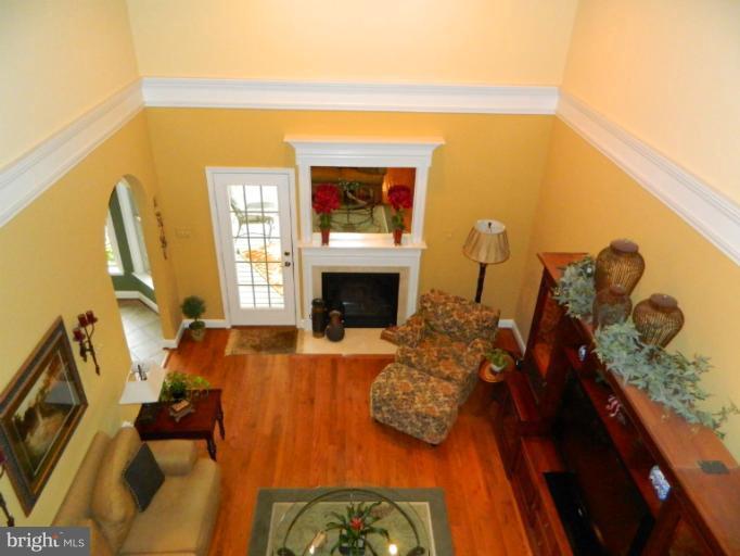2631 Mill Race Road Frederick, MD 21701 - Photo 10 of 30 Living Room