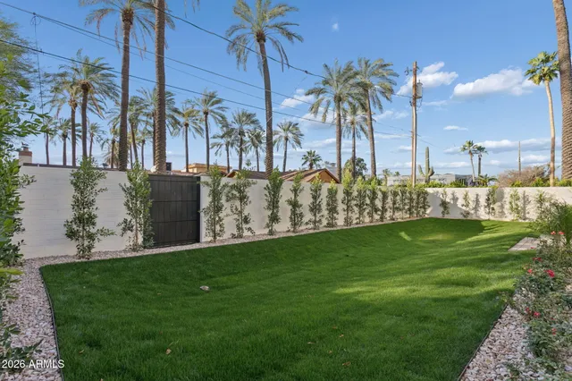 $2,395,000 | 4307 East Sells Drive, Phoenix, AZ 85018