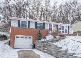 141 Parkedge Road Pittsburgh, PA 15220 - Photo 2 of 14 Gallery Image 2