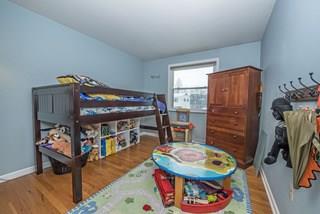 141 Parkedge Road Pittsburgh, PA 15220 - Photo 11 of 14 Gallery Image 11