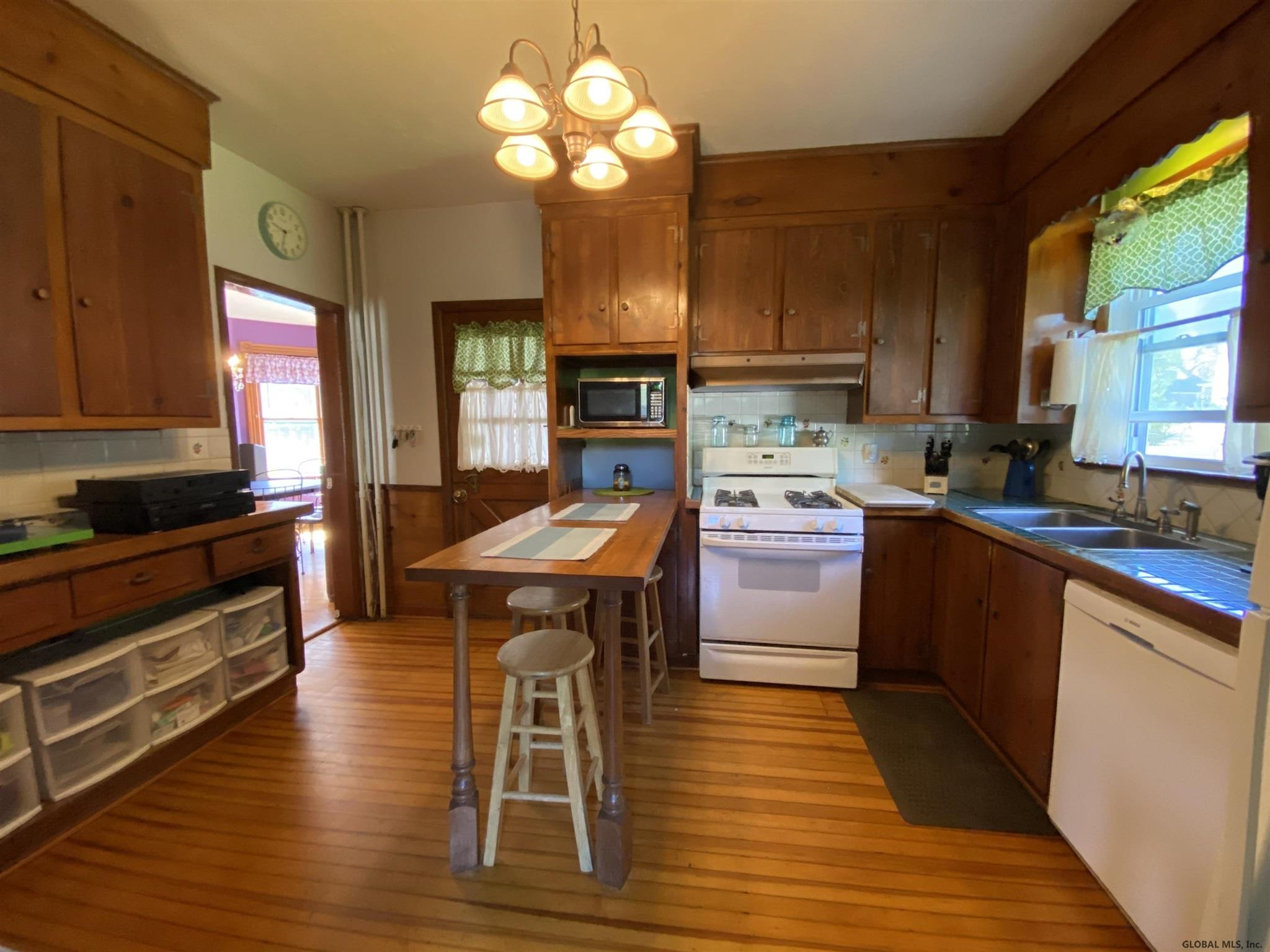 103 Vley Road Scotia, NY 12302 - Photo 6 of 52 Photo 6
