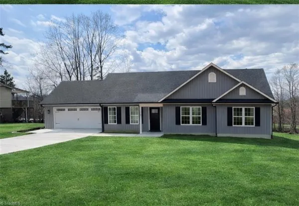 $349,900 | 901 Kingsway Drive, King, NC 27021