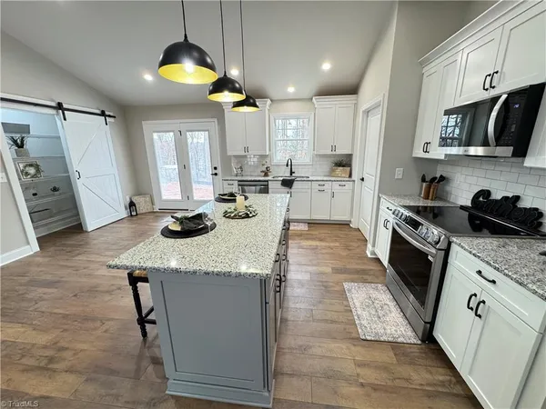 $349,900 | 901 Kingsway Drive, King, NC 27021
