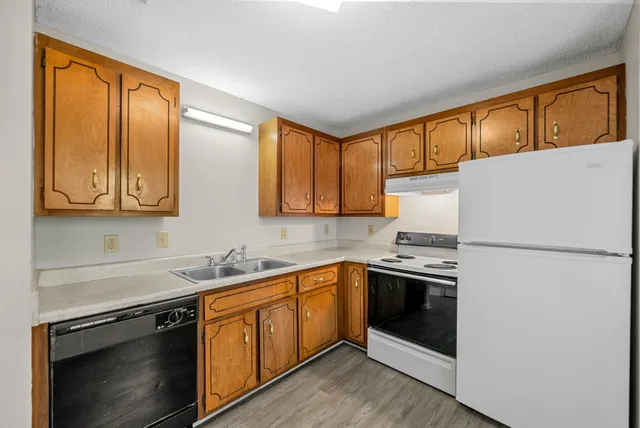 $925 | 3280 Tower Drive, Unit A, Clarksville, TN 37042