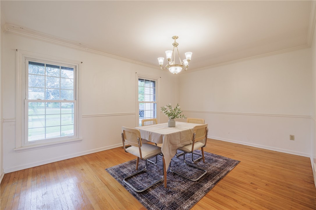 460 Stone Road Pittsford, NY 14534 - Photo 11 of 37