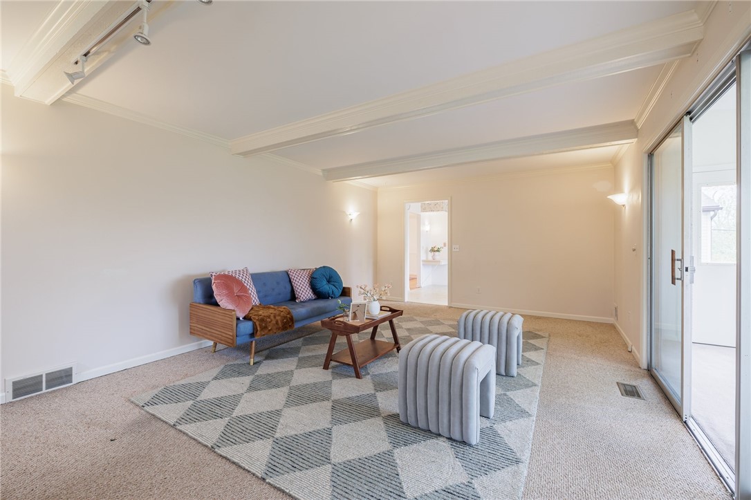 460 Stone Road Pittsford, NY 14534 - Photo 18 of 37