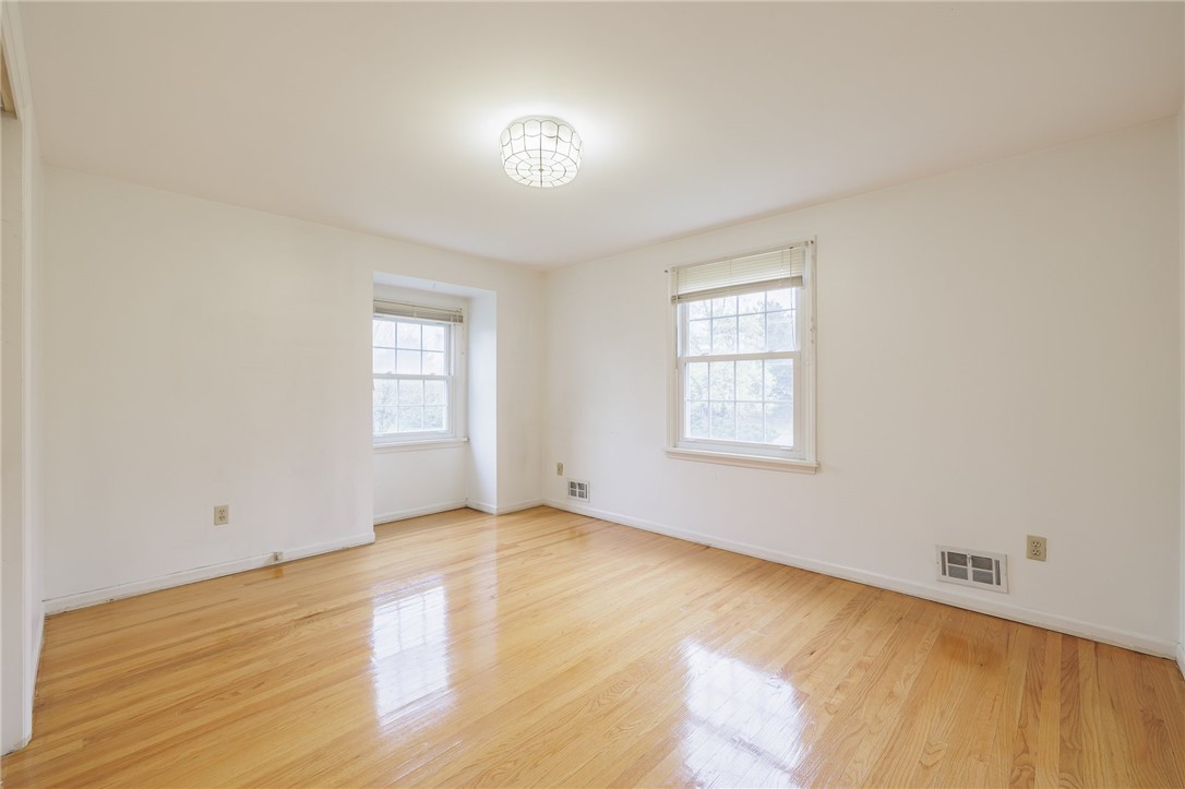 460 Stone Road Pittsford, NY 14534 - Photo 28 of 37