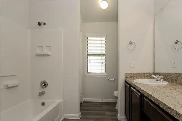 $2,015 | 13401 Raintree Drive, Montgomery, TX 77356