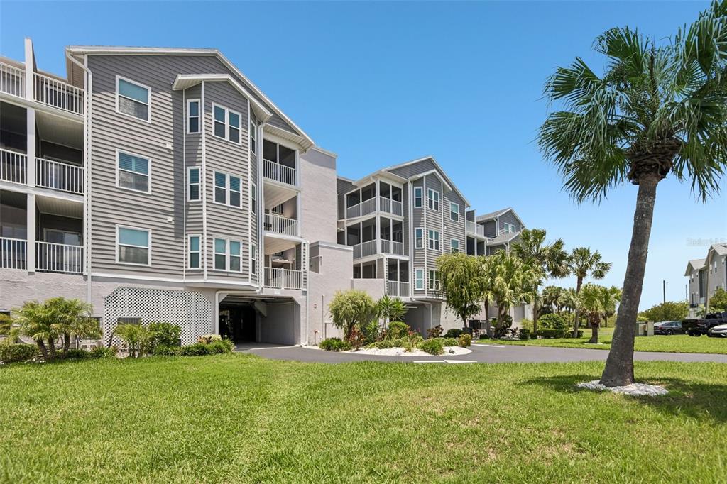 5727 Biscayne Court, Unit 209 New Port Richey, FL 34652 - Photo 12 of 52