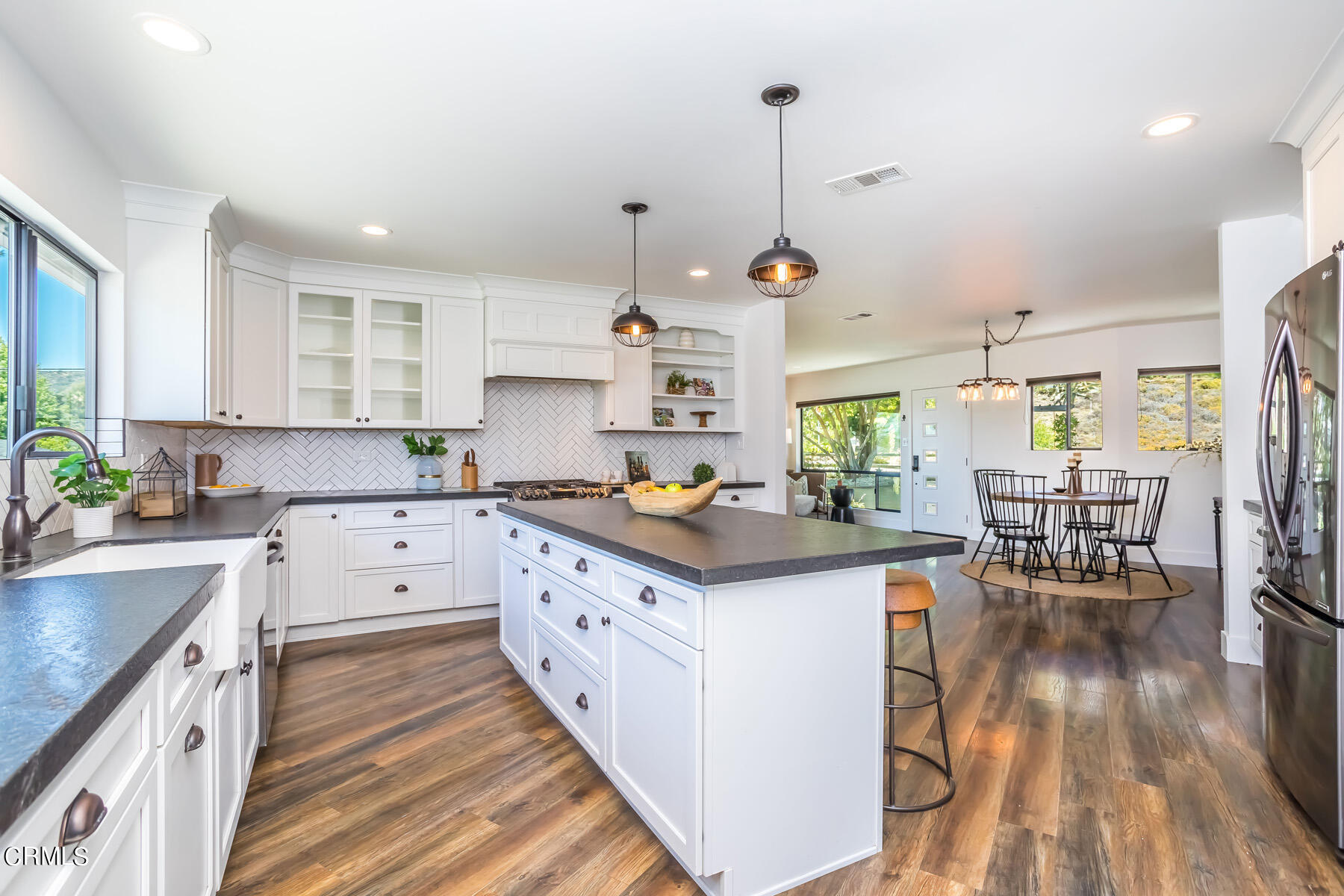 2938 Highridge Road La Crescenta, CA 91214 - Photo 15 of 51 2938 Highridge Road - MLS & Instagram Si