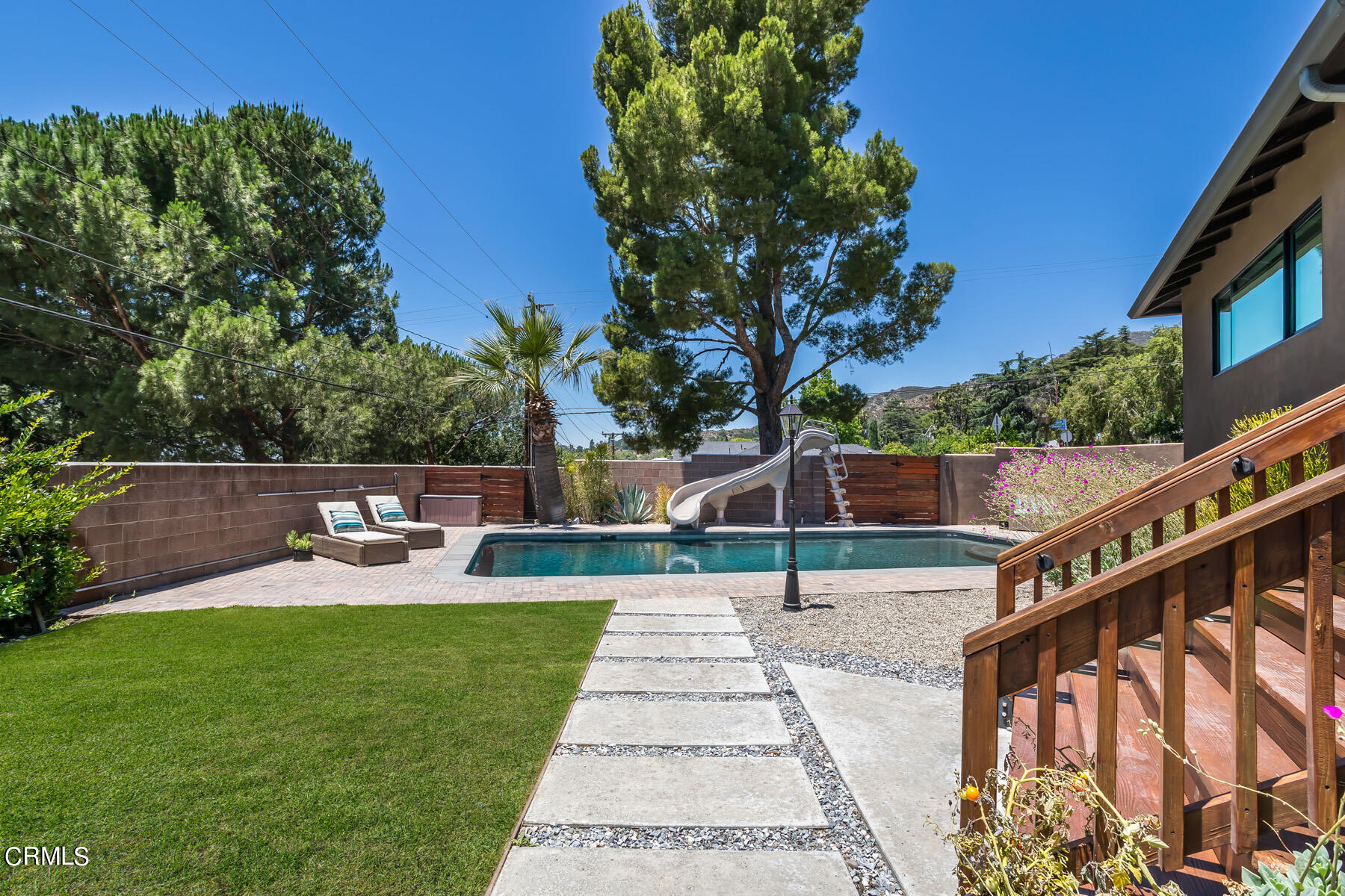 2938 Highridge Road La Crescenta, CA 91214 - Photo 38 of 51 2938 Highridge Road - MLS & Instagram Si