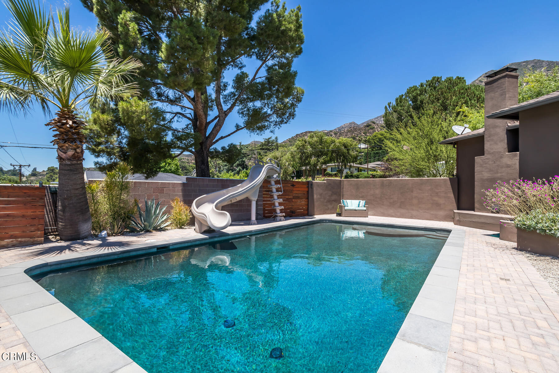 2938 Highridge Road La Crescenta, CA 91214 - Photo 40 of 51 2938 Highridge Road - MLS & Instagram Si