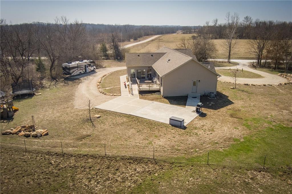 1155 Northwest 250th Road Holden, MO 64040 - Photo 11 of 81