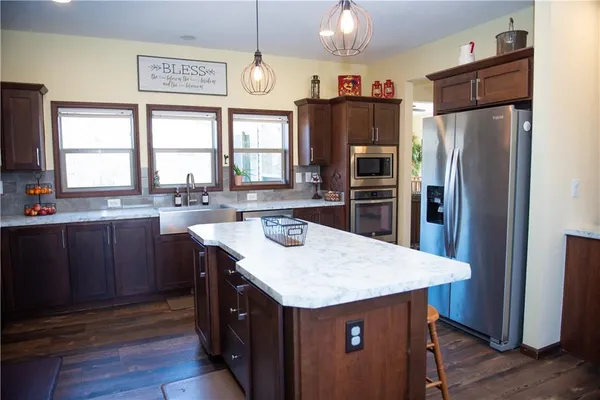 $415,000 | 1155 Northwest 250th Road, Holden, MO 64040