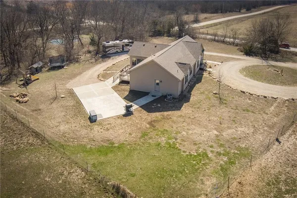 $415,000 | 1155 Northwest 250th Road, Holden, MO 64040