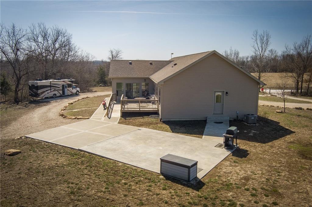 1155 Northwest 250th Road Holden, MO 64040 - Photo 9 of 81