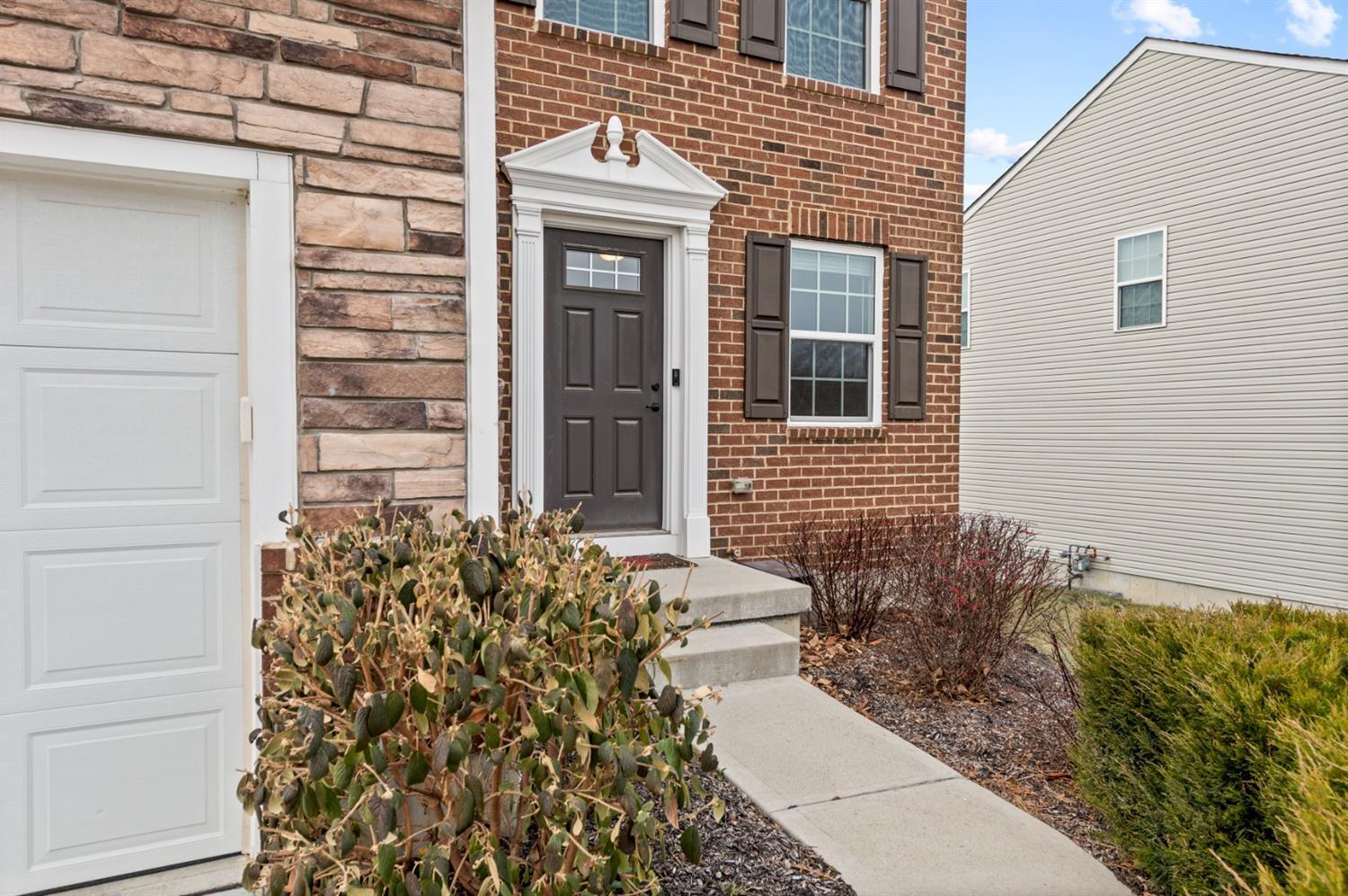 5105 River Ridge Lane Hamilton, OH 45011 - Photo 3 of 38 Gallery Image 3