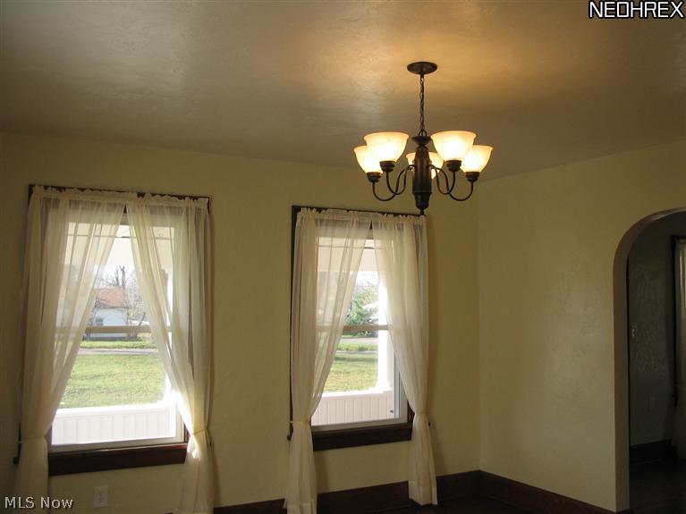 10294 Tallmadge Road Diamond, OH 44412 - Photo 8 of 25 Gallery Image 8