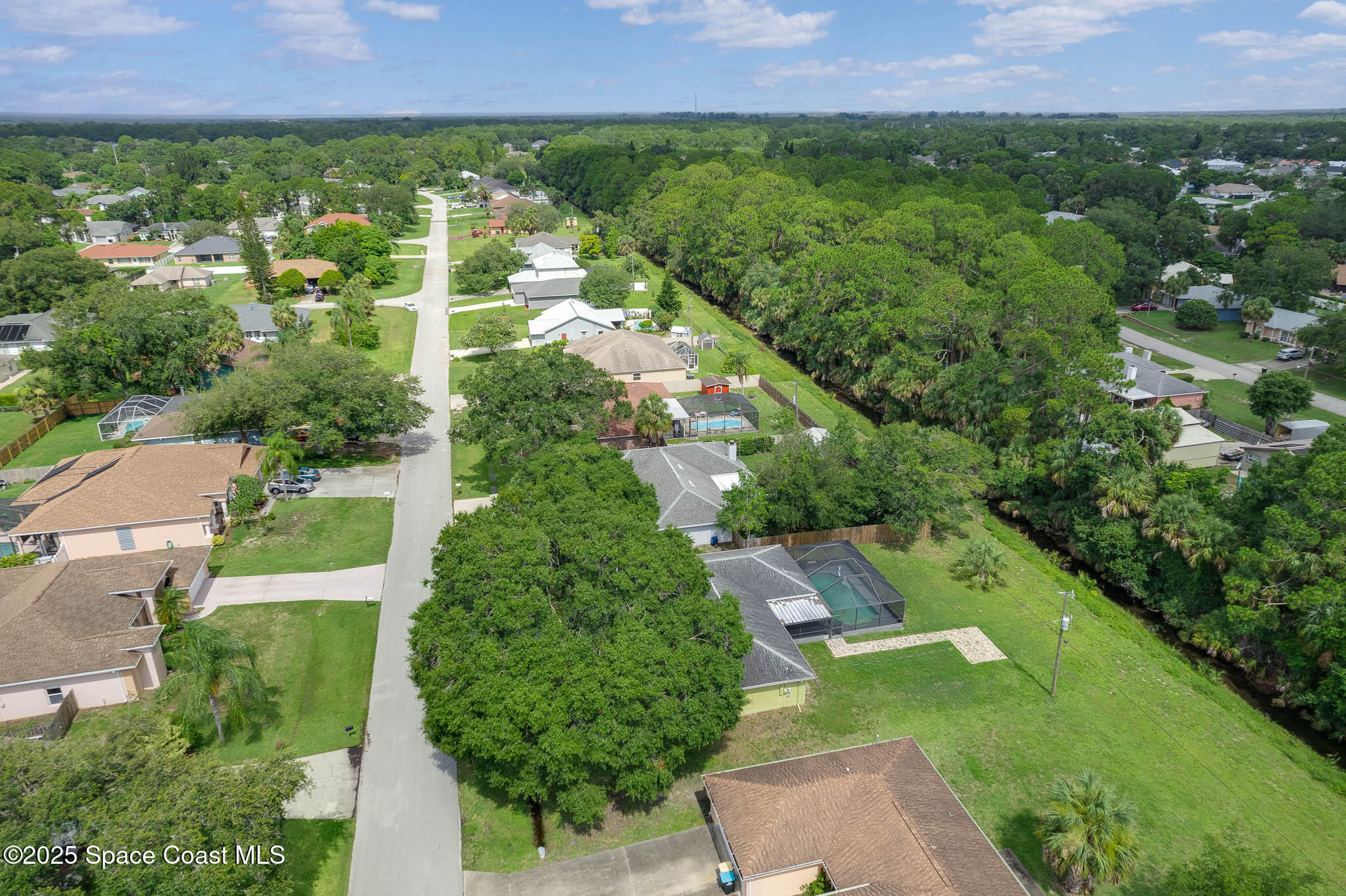 391 Abello Road Southeast Palm Bay, FL 32909 - Photo 26 of 30 391 Abello Rd (3 of 33)