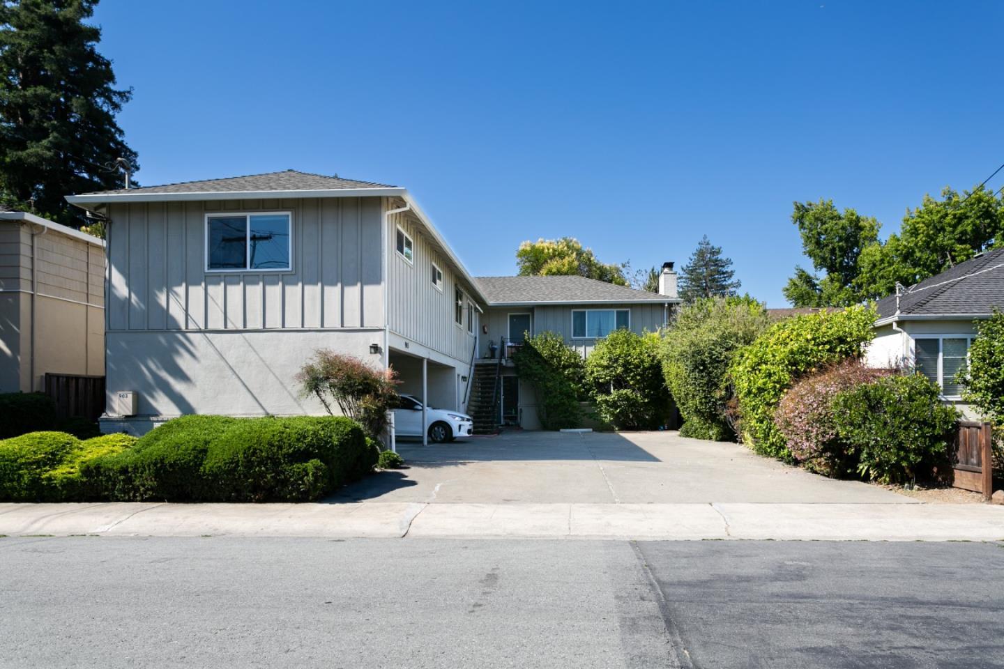 903 Fremont Street, Unit 3, Menlo Park, CA 94025 Compass