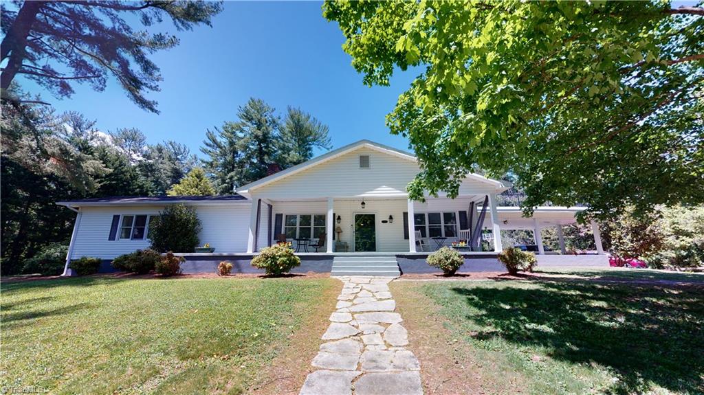 805 East Country Club Road Mount Airy, NC 27030 - Photo 30 of 42 Gallery Image 30