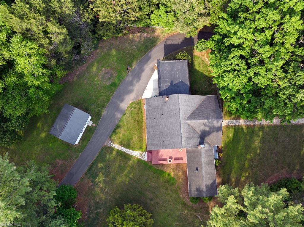 805 East Country Club Road Mount Airy, NC 27030 - Photo 33 of 42 Gallery Image 33