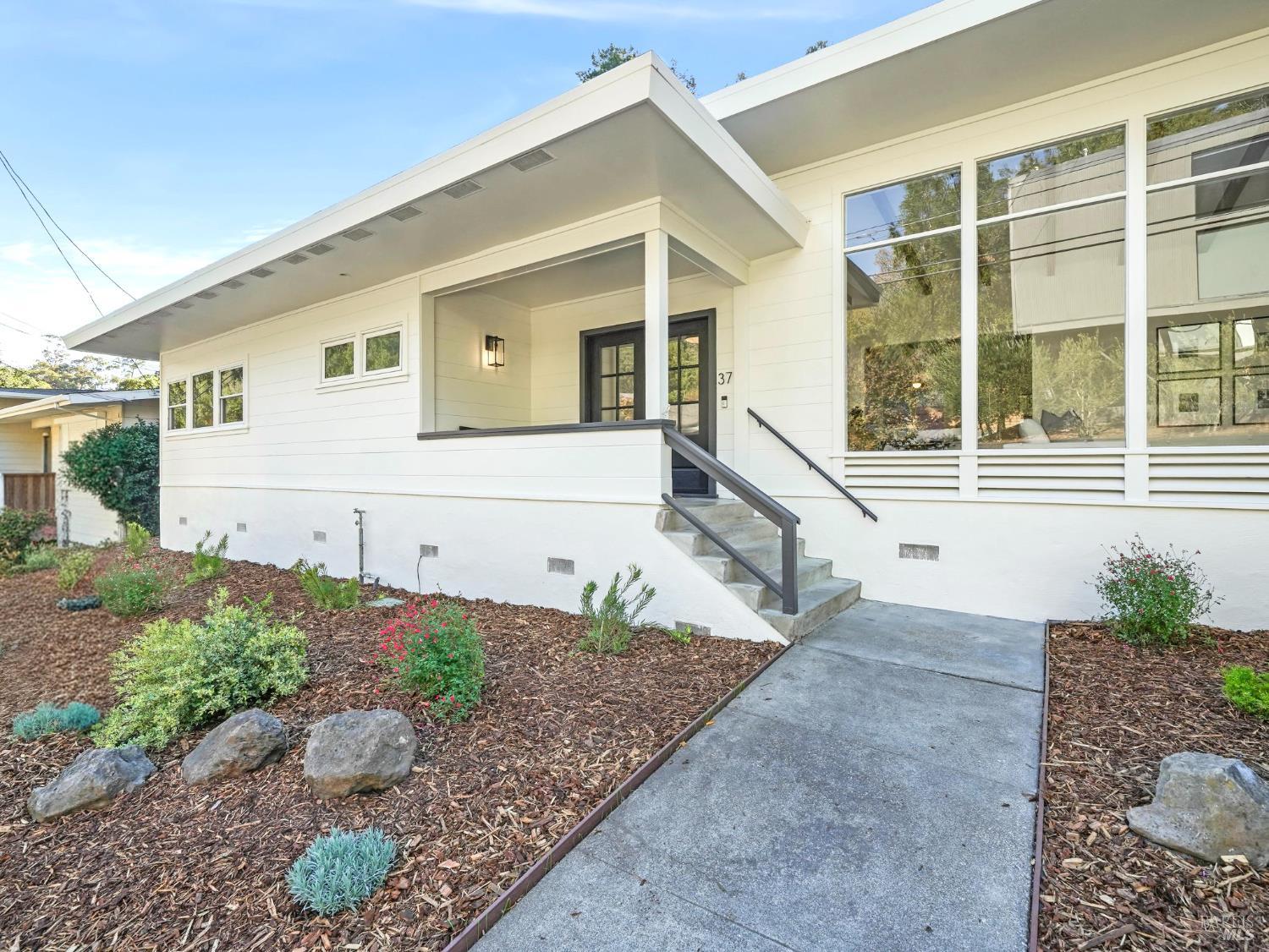 37 Convent Court San Rafael, CA 94901 - Photo 3 of 29